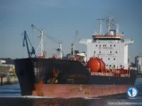 Нефтеналивной/химический танкер на продажу