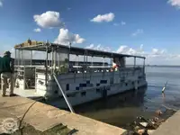 Круизное судно на продажу