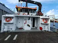 Катамаран на продажу