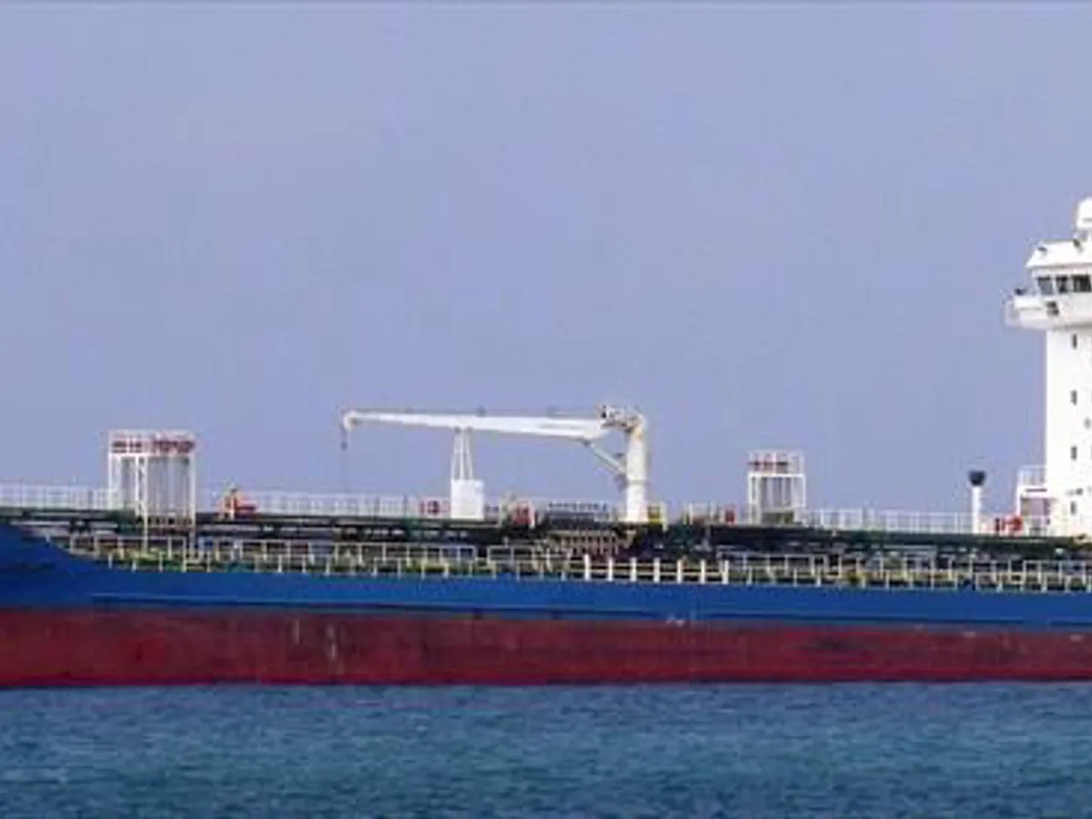 Нефтеналивной/химический танкер на продажу