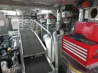 Катамаран на продажу