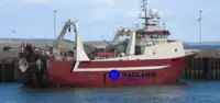 Большой морозильный траулер на продажу