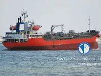 Нефтеналивной/химический танкер на продажу