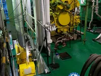 Нефтеналивной/химический танкер на продажу