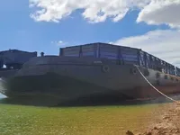 Баржа на продажу