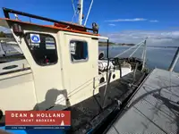 Буксир на продажу