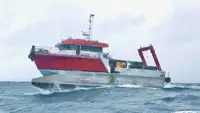 Катамаран на продажу
