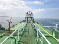 Нефтеналивной/химический танкер на продажу