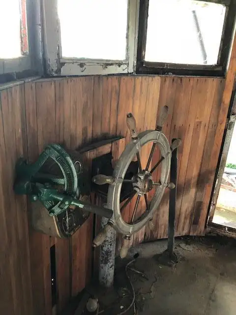 Буксир на продажу
