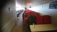 Паром на продажу