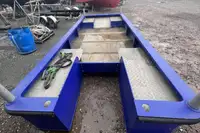 Паром на продажу