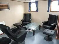 Баржа на продажу