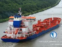 Нефтеналивной/химический танкер на продажу