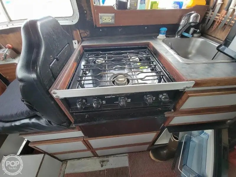 Спасательная шлюпка на продажу