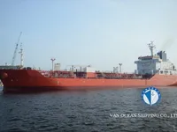 Нефтеналивной/химический танкер на продажу