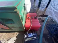 Баржа на продажу