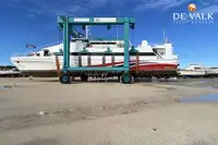 Катамаран на продажу