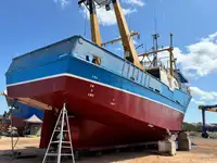 Траулер на продажу