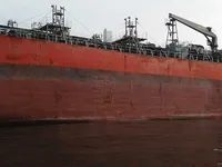 Нефтеналивной/химический танкер на продажу