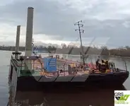 Баржа на продажу