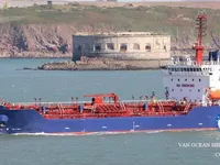 Нефтеналивной/химический танкер на продажу