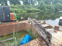 Баржа на продажу