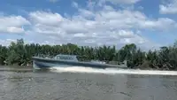 Буксир для перевозки экипажа на продажу