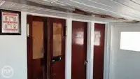 Катамаран на продажу