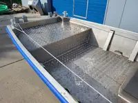 Рабочие суда на продажу