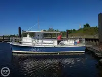 Круизное судно на продажу