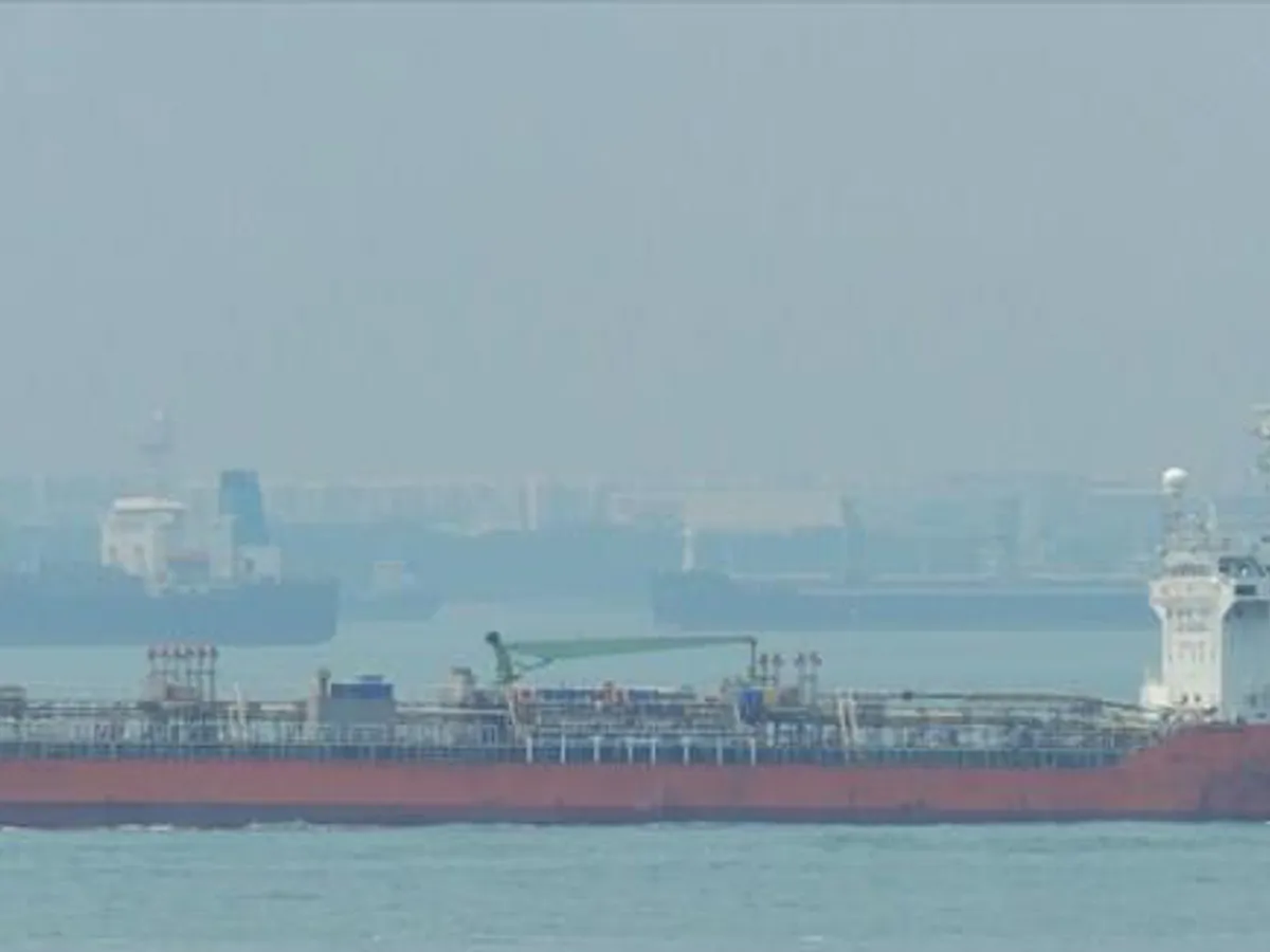 Нефтеналивной/химический танкер на продажу