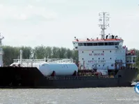 Нефтеналивной/химический танкер на продажу