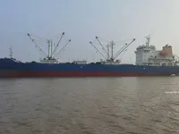 Рефрижераторное судно на продажу