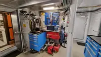Круизное судно на продажу