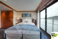 Круизное судно на продажу