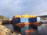 Баржа на продажу