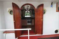 Круизное судно на продажу
