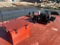 Буксир на продажу
