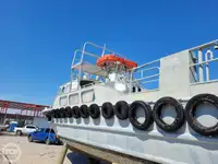 Буксир для перевозки экипажа на продажу