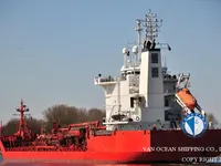 Нефтеналивной/химический танкер на продажу