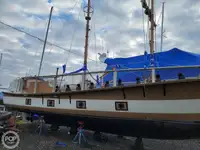 Круизное судно на продажу