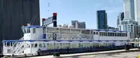 Паром на продажу