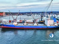 Рефрижераторное судно на продажу