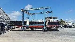 Десантный корабль-танкер на продажу