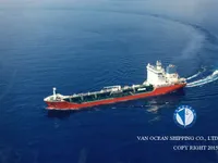 Нефтеналивной/химический танкер на продажу