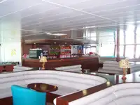 Паром на продажу