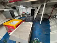 Паром на продажу