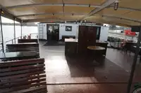 Баржа на продажу