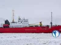Рефрижераторное судно на продажу