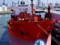 Нефтеналивной/химический танкер на продажу